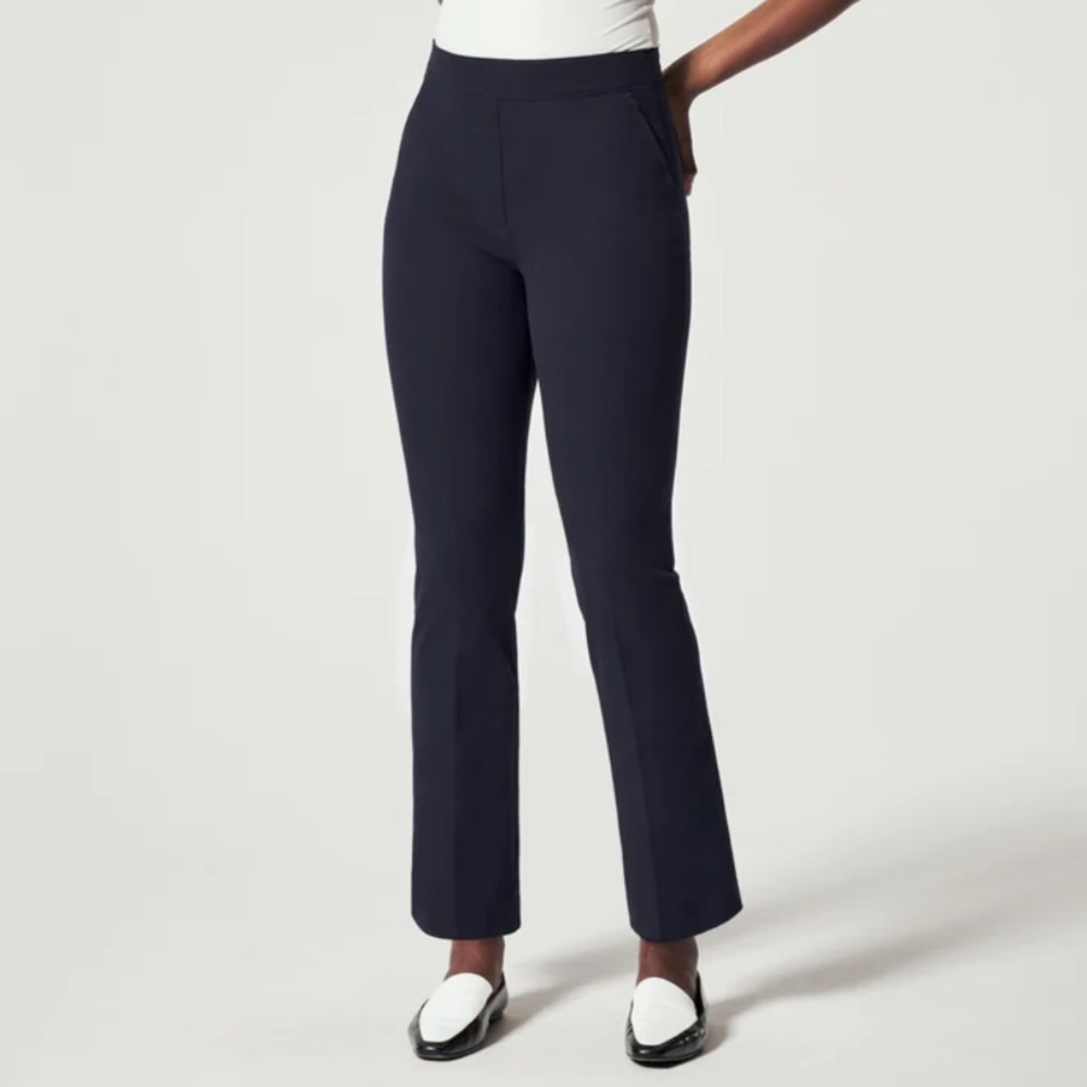 Spanx On The Go Kick Flare Pants Classic Navy Sz M Petite
